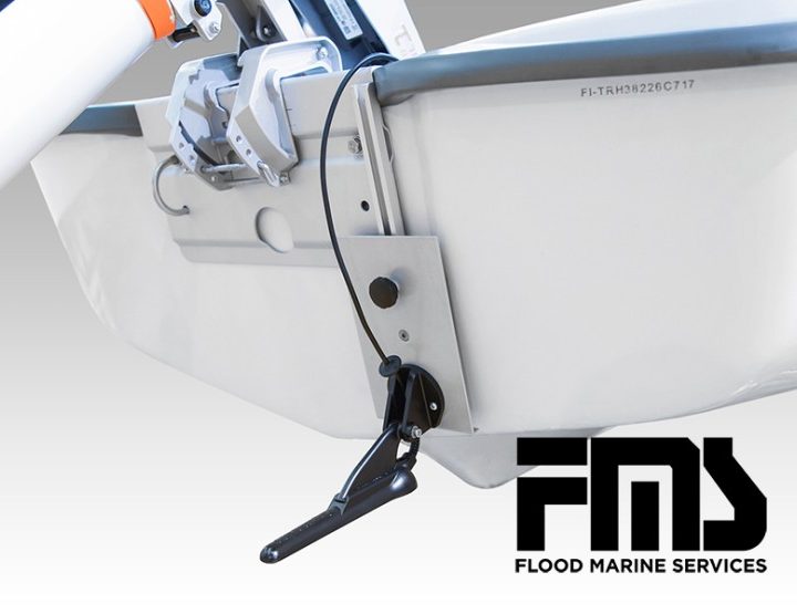 Transom transducer holder