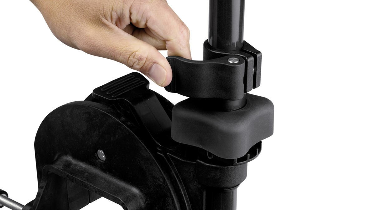 Quick lock cam depth adjuster