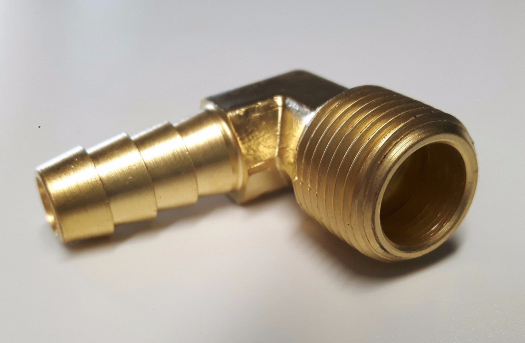 Brass 3/8″NPT – 3/8″ Hose Barb Elbow Fitting